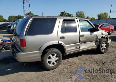 2000 Oldsmobile Bravada из США, поврежденный, VIN 1GHDT13W8Y2215439